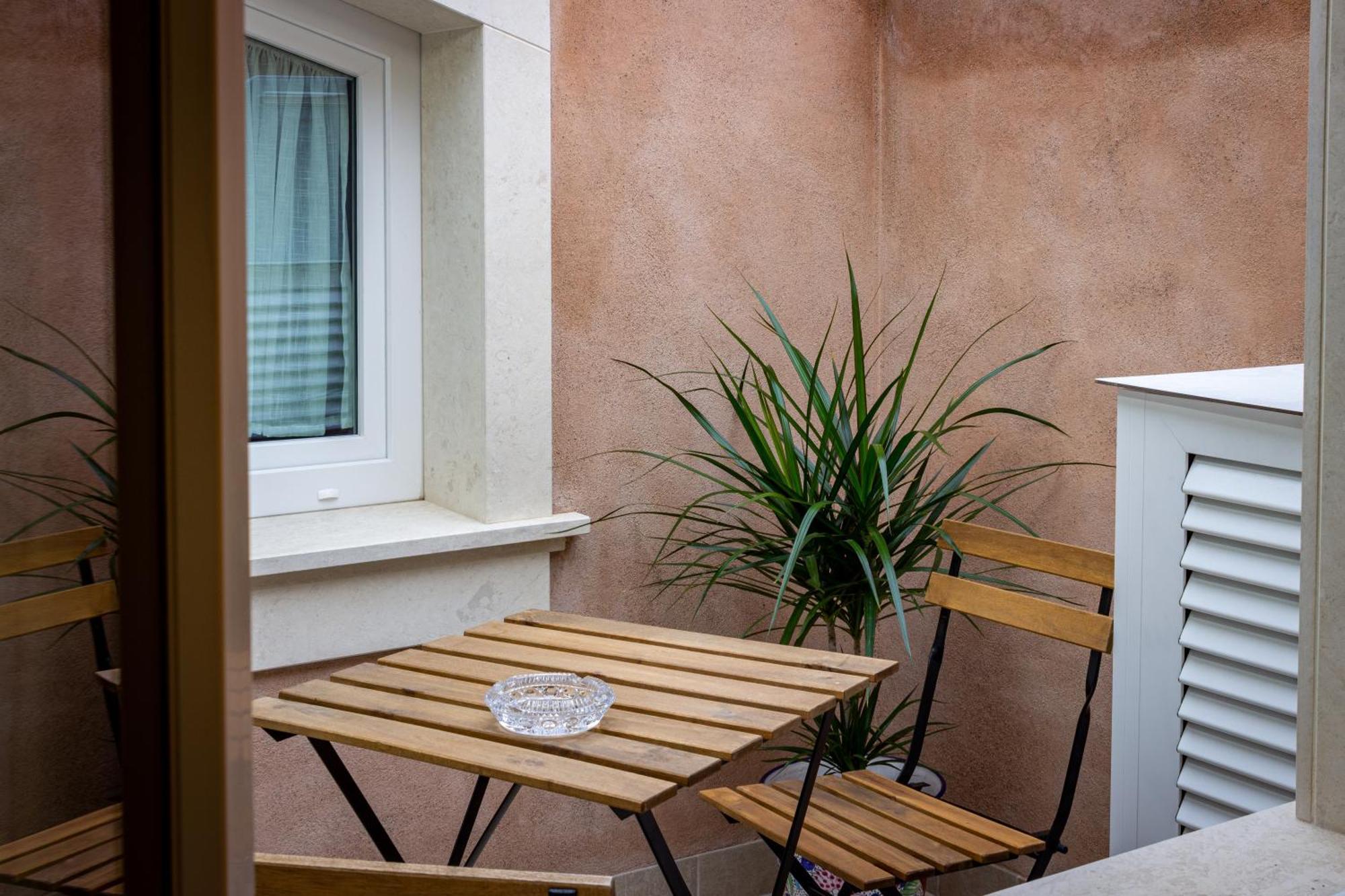 Apartamento Elorino Chic&Relax Rosolini Exterior foto